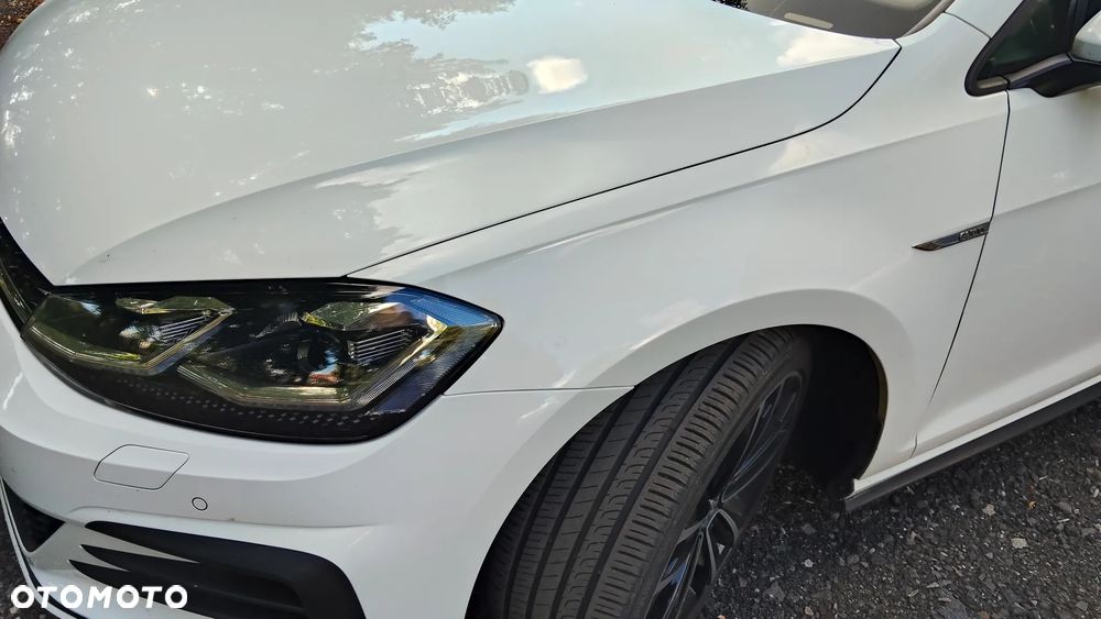 Volkswagen Golf - 18