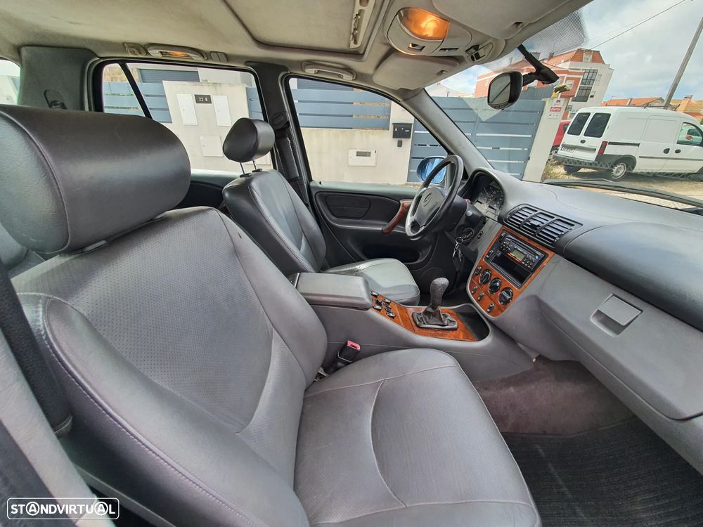 Mercedes-Benz ML 230 Standard - 7