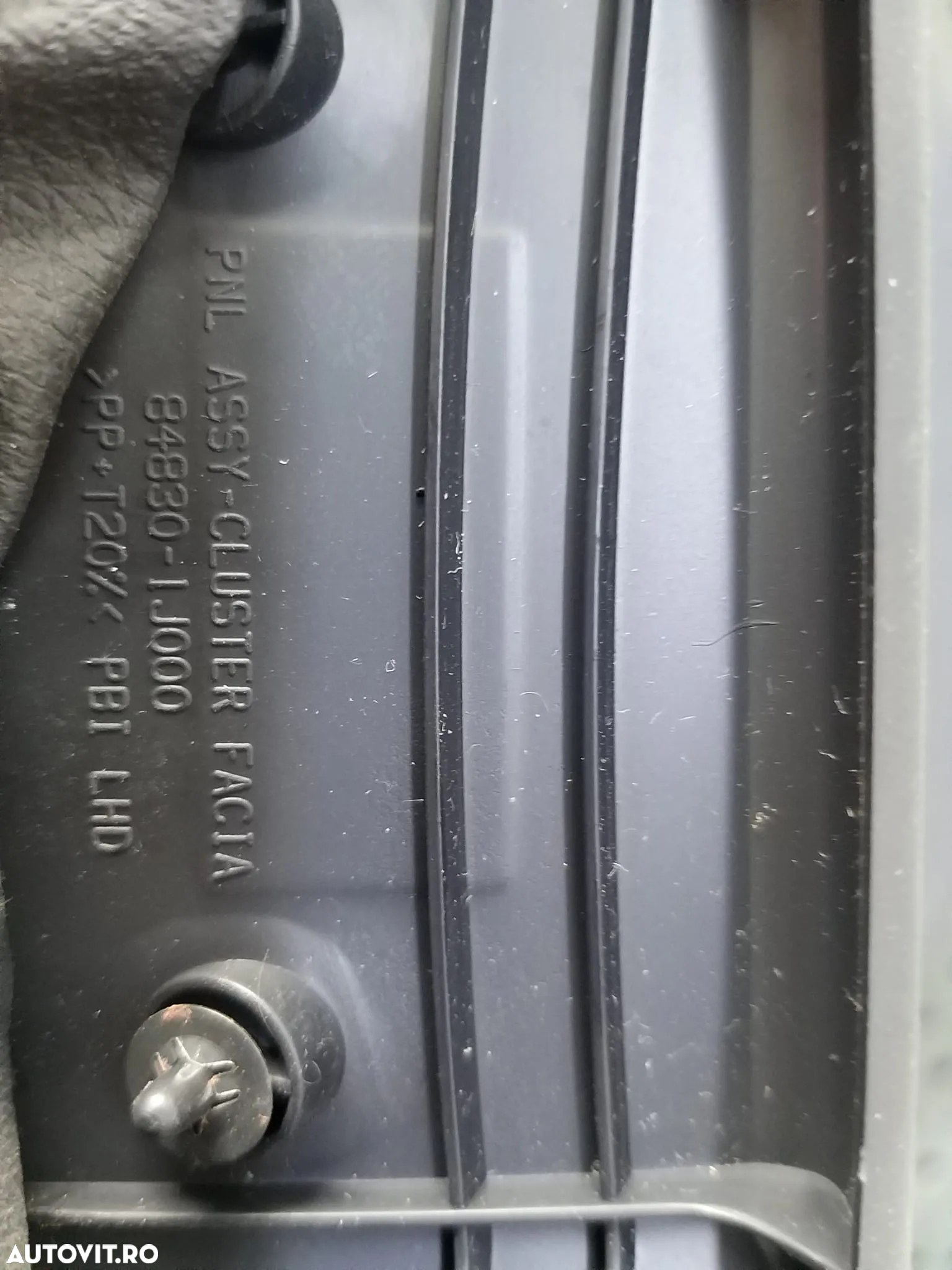 Rama ornament ceasuri bord hyundai i20 848301j000 848511j000 - 3
