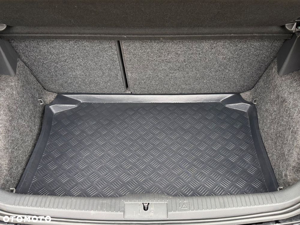 Volkswagen Polo 1.4 Tour - 16