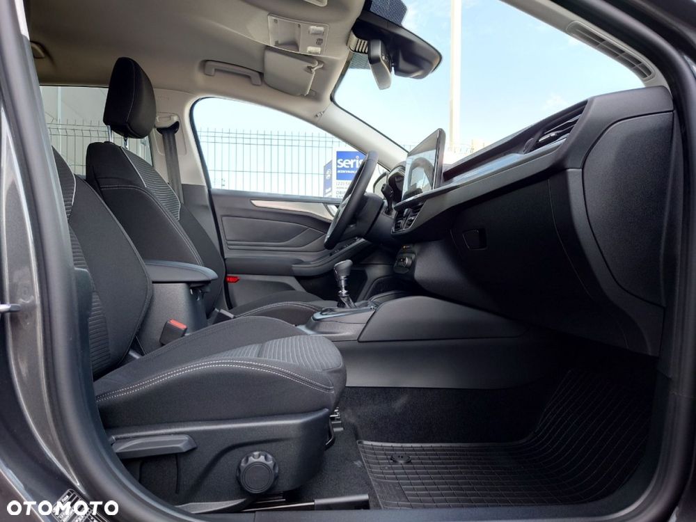 Ford Focus - 31