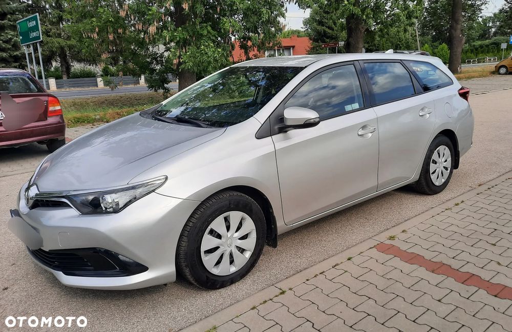 Toyota Auris 1.6 Active - 17