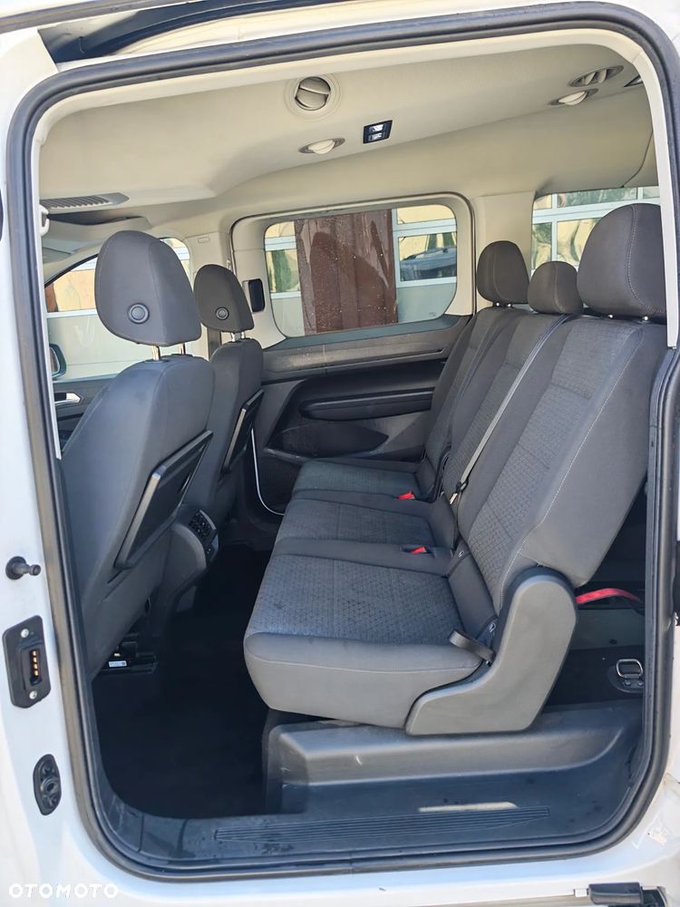 Ford Tourneo Connect 2.0 EcoBlue Titanium - 23