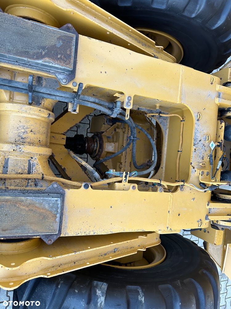 Caterpillar 730 740 a30 b30 25. 35 volvo bell - 32