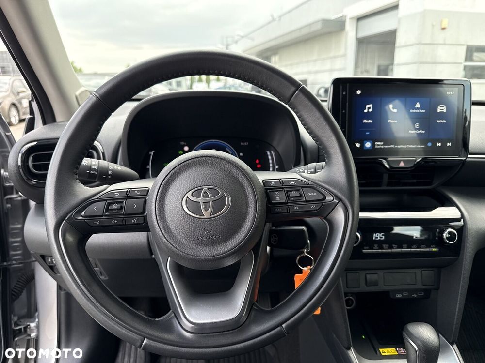 Toyota Yaris Cross Hybrid 1.5 Comfort - 19