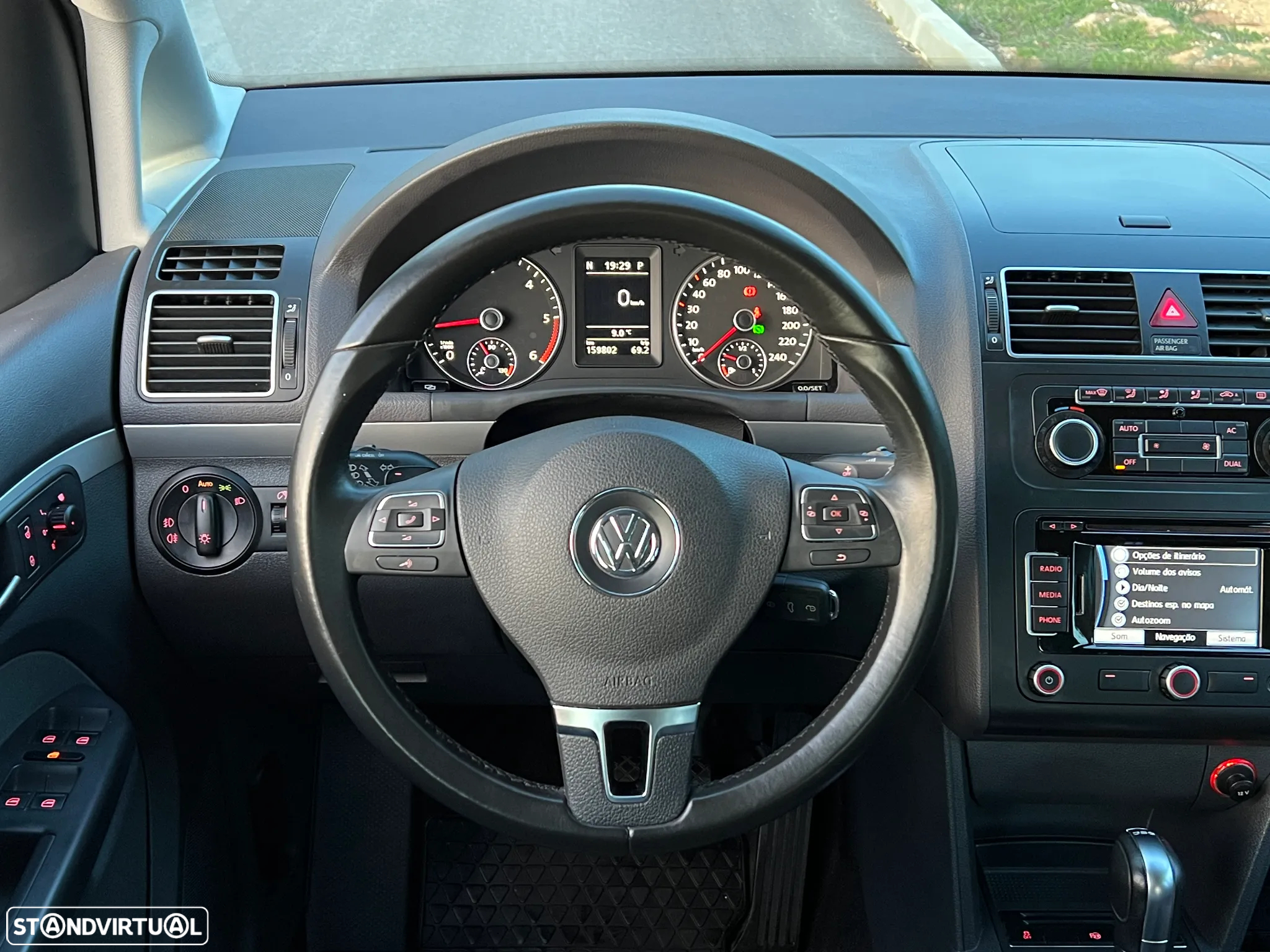 VW Touran 1.6 TDI DPF BlueMotion DSG Trendline - 28