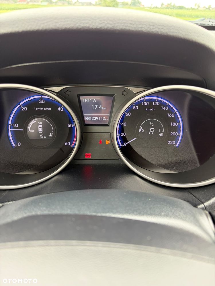Hyundai ix35 2.0 CRDi 4WD Automatik Premium - 9