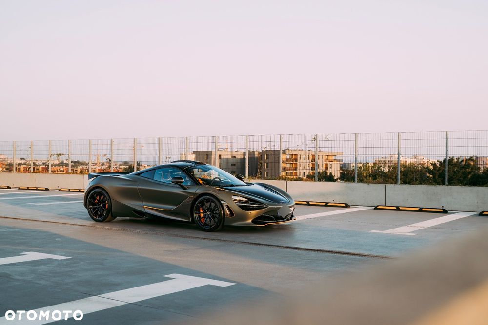 McLaren 720S Coupe - 4