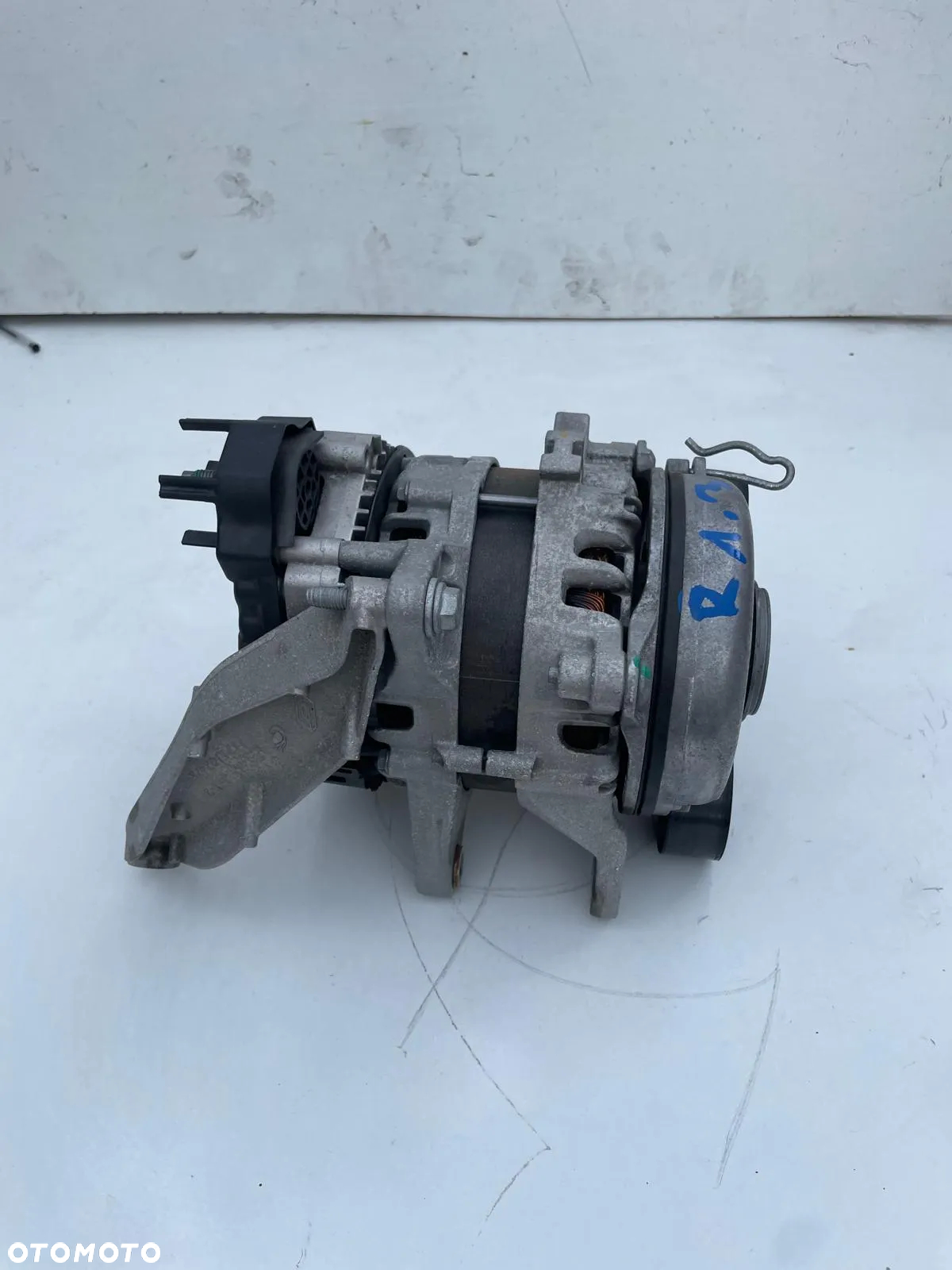 ALTERNATOR RENAULT CAPTUR II ARKANA 1.3 TCE 2310A8061R - 3