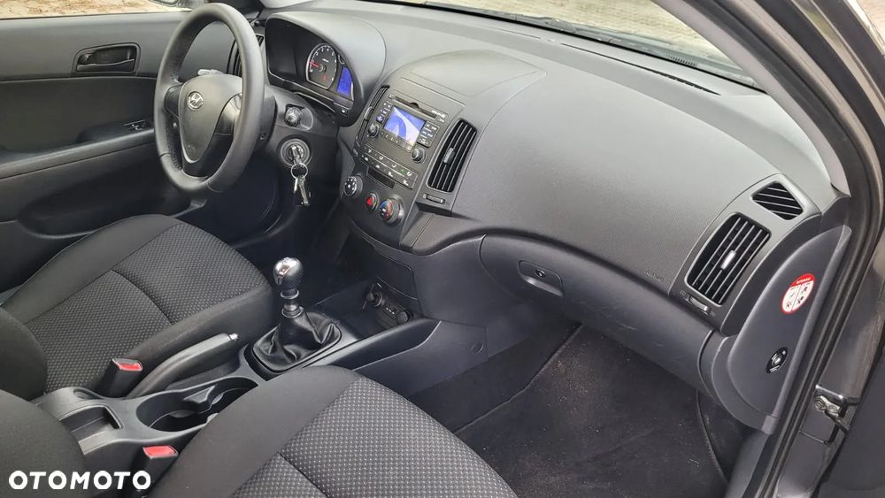 Hyundai i30 i30cw 1.6 Edition Plus - 21