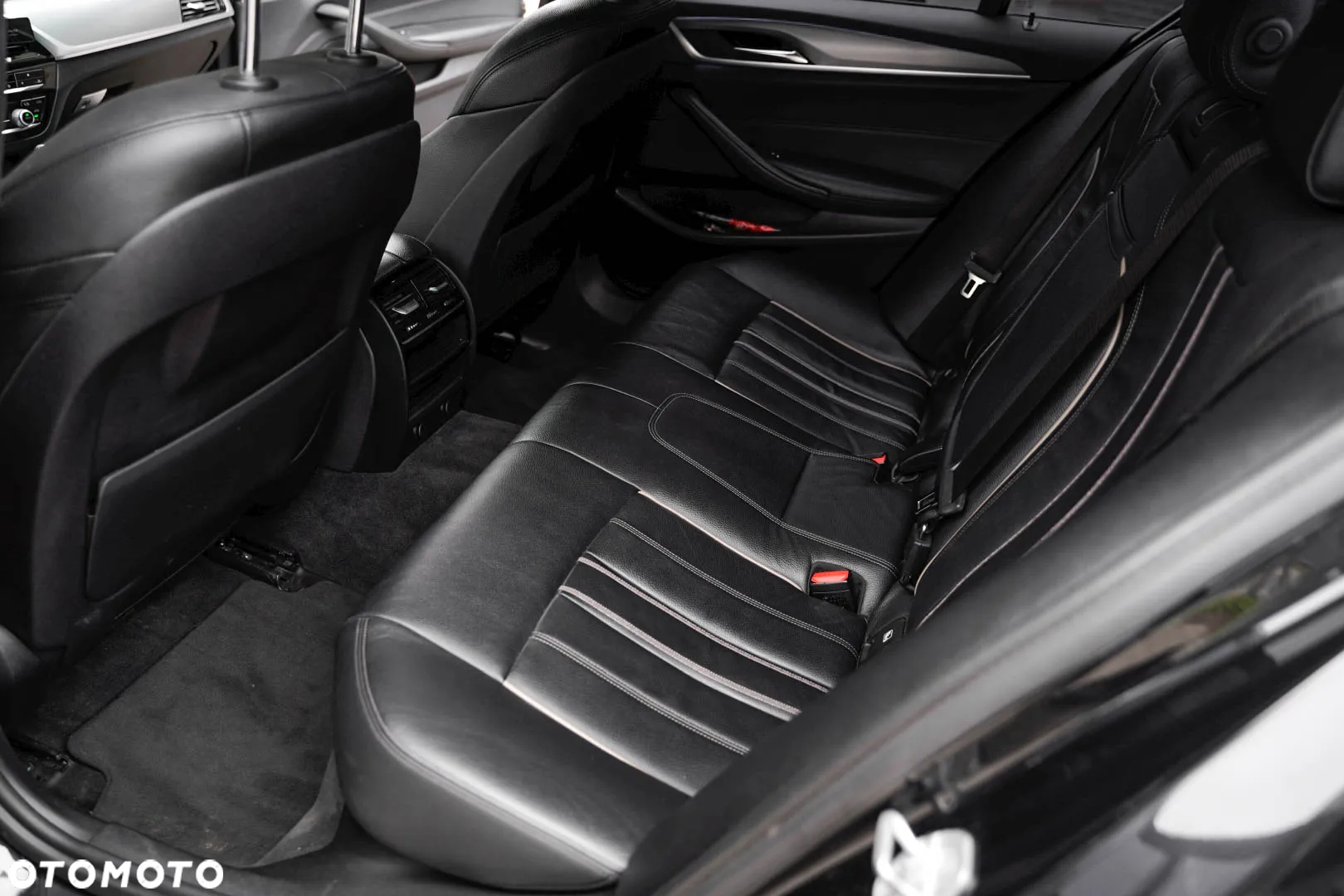 BMW Seria 5 520d xDrive M Sport sport - 18