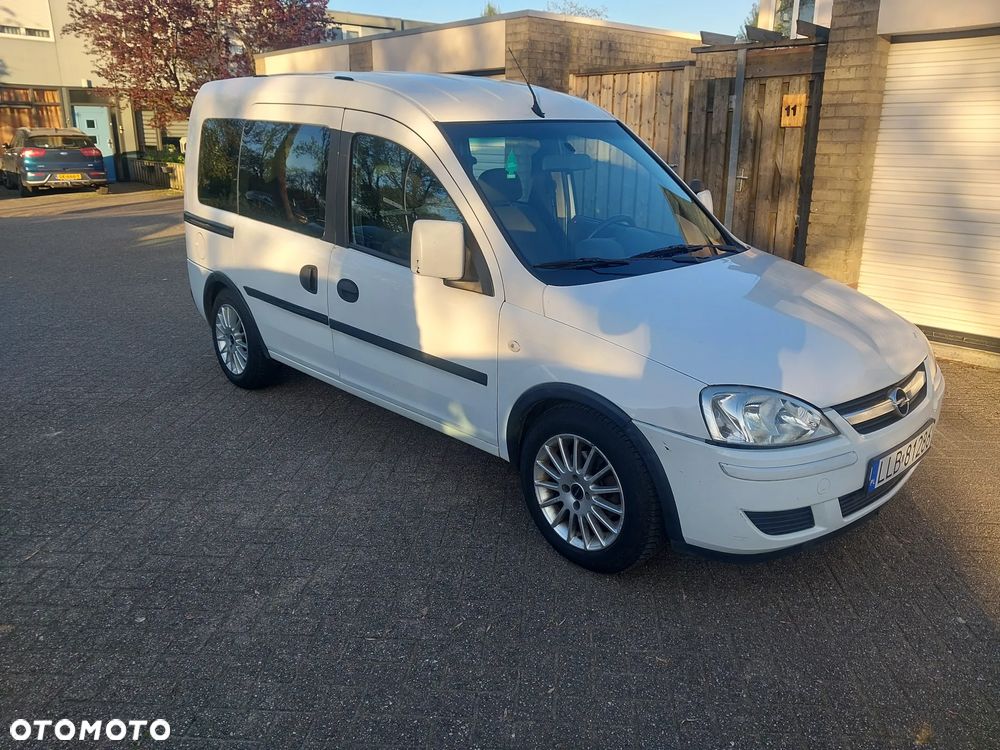 Opel Combo Tour 1.4 Cosmo - 1