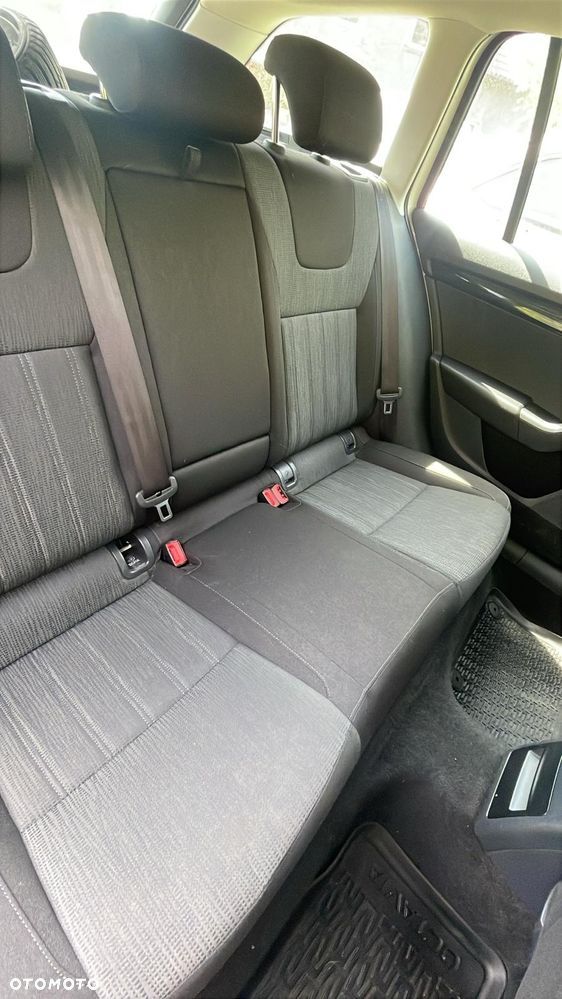 Skoda Octavia 2.0 TDI DSG Ambition - 9