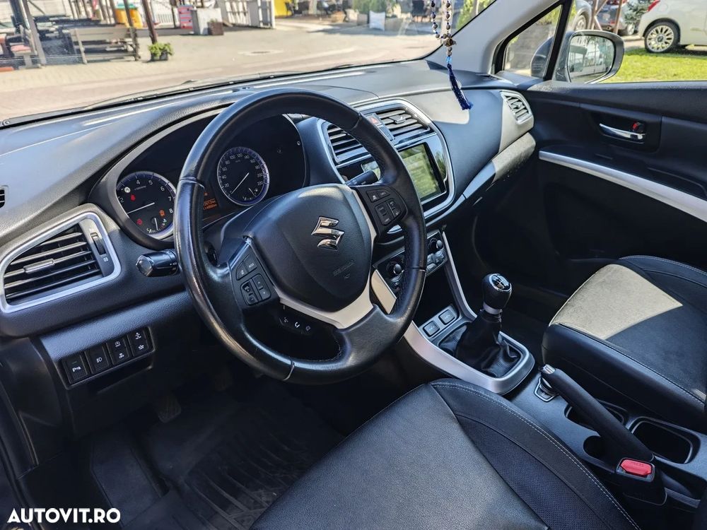 Suzuki S-Cross 1.4 Boosterjet Mild Hybrid AllGrip Luxus - 9