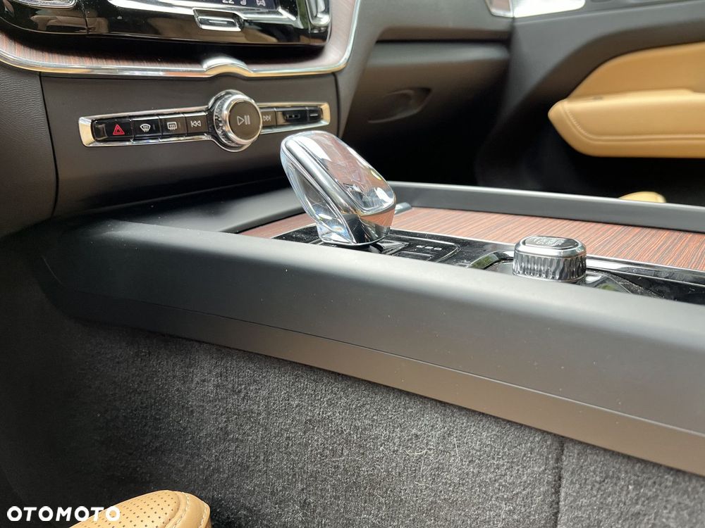 Volvo XC 60 - 14
