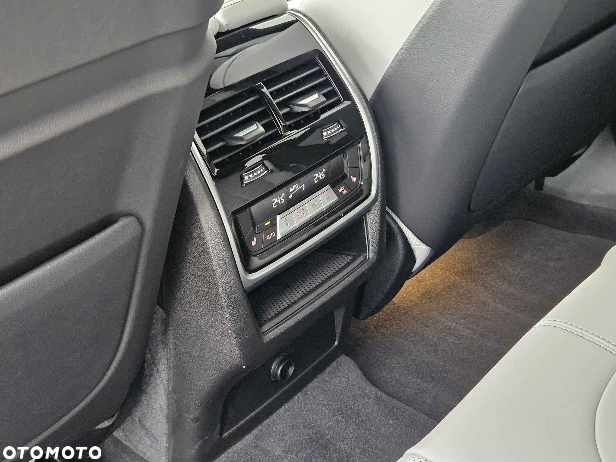BMW X6 xDrive30d - 14