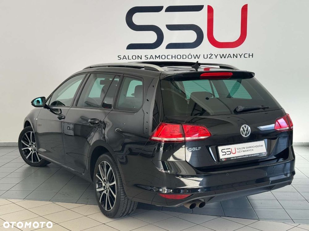 Volkswagen Golf - 4