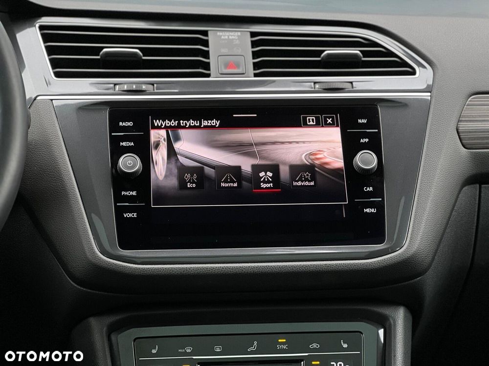 Volkswagen Tiguan Allspace 2.0 TDI 4Mot Elegance DSG - 33