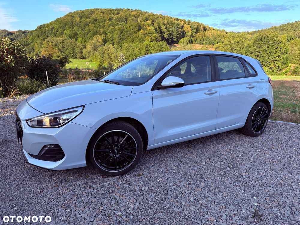 Hyundai i30 1.4 Classic + - 4