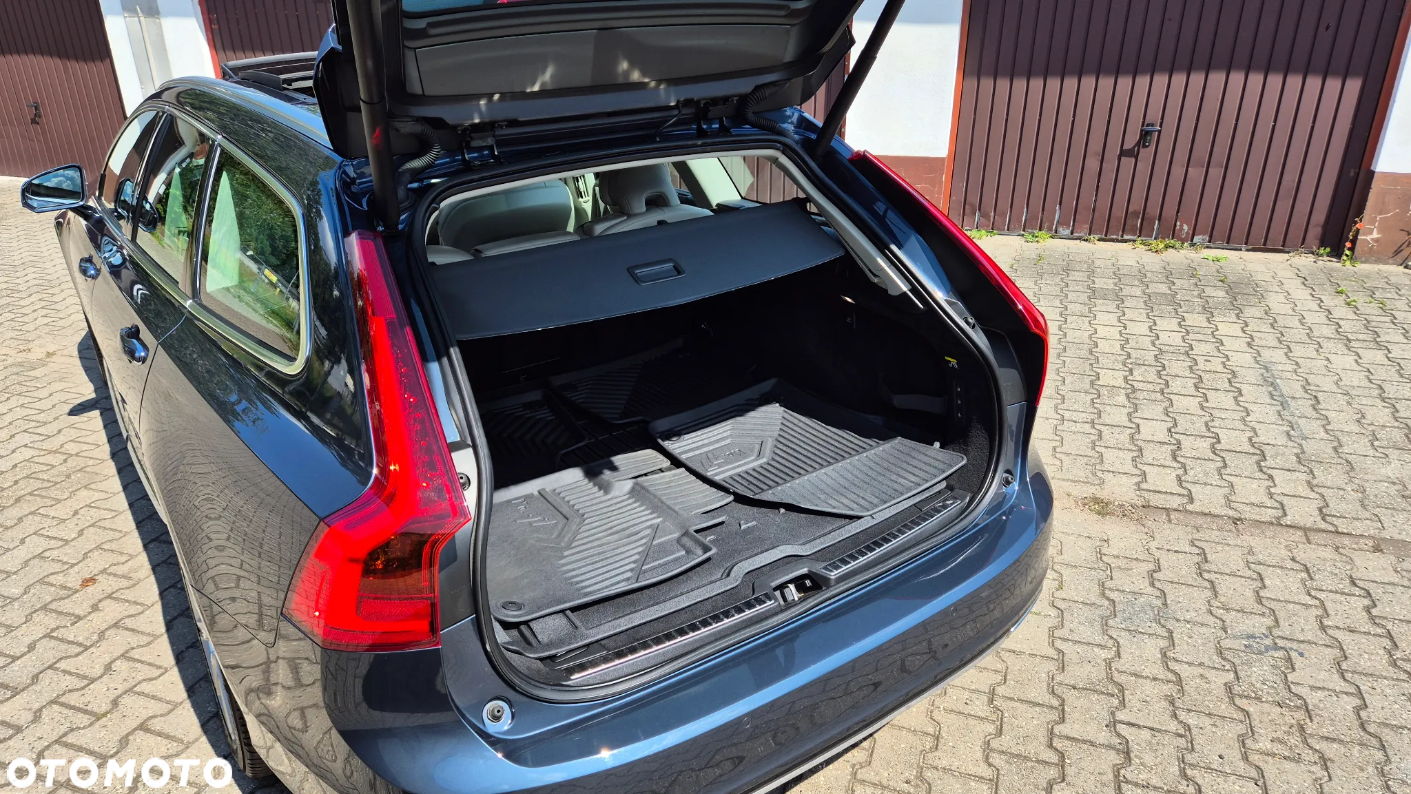 Volvo V90 D4 AWD Inscription - 8