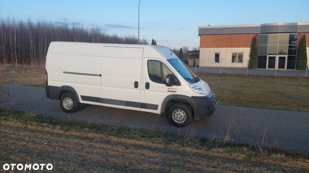 Dodge PROMASTER 2500 - 4