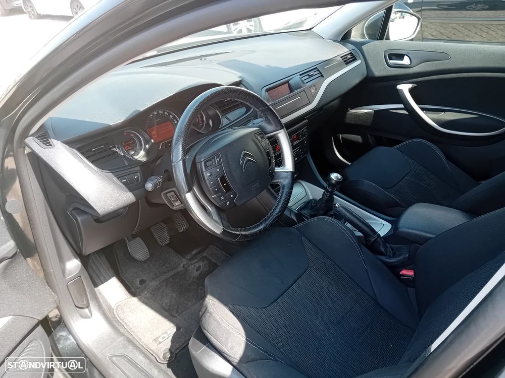 Citroën C5 Tourer 2.0 HDi Séduction - 16