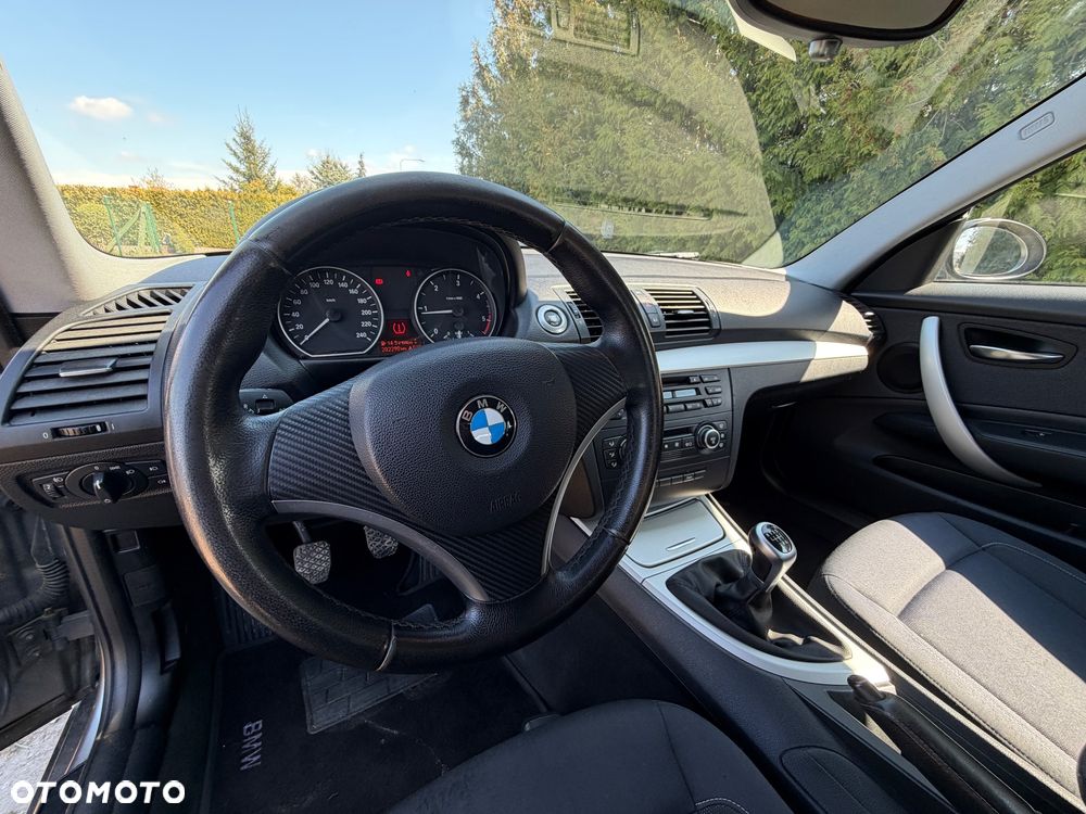 BMW Seria 1 118d - 14