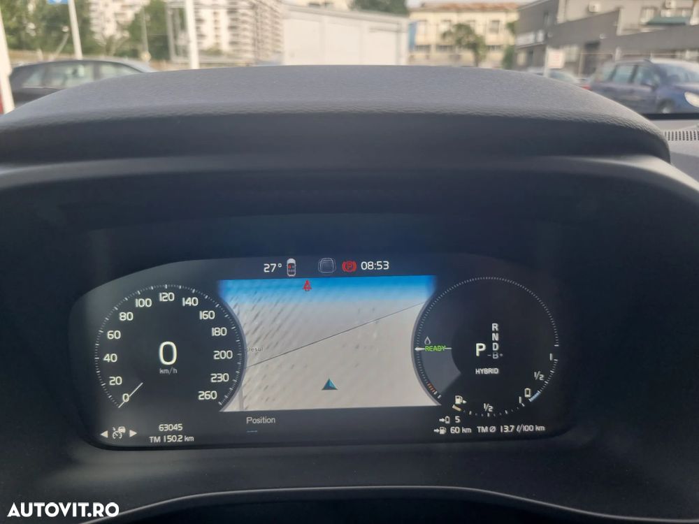 VOLVO XC40 2023 — imagine 10