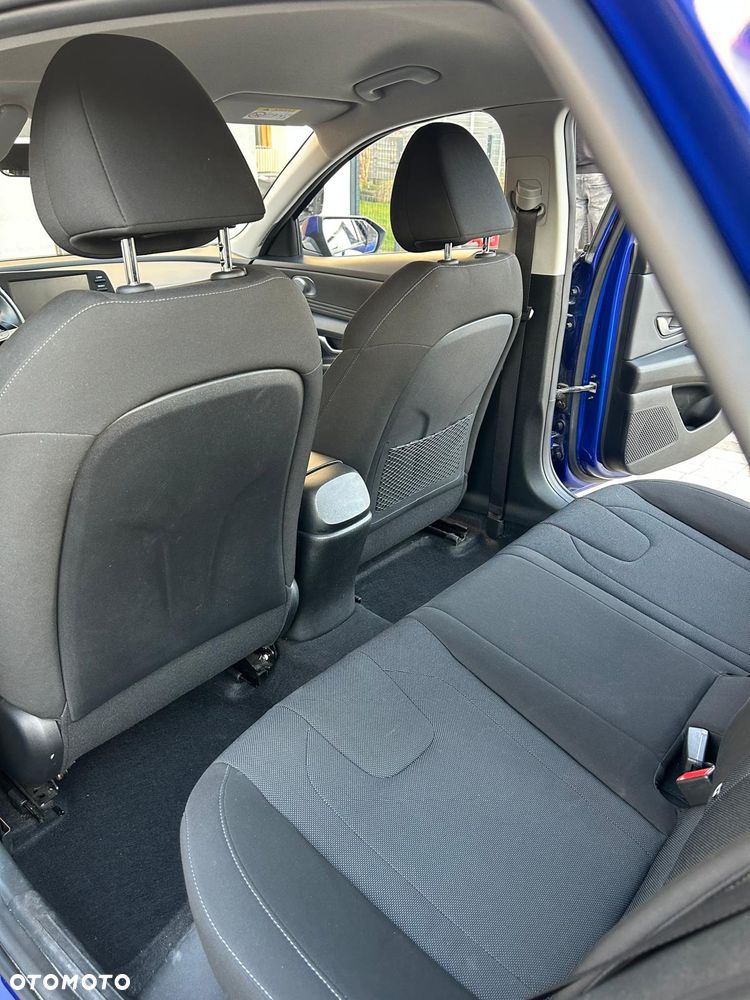 Hyundai Elantra 1.6 Modern - 20