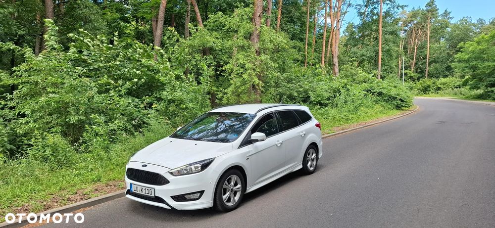 Ford Focus 1.5 EcoBoost ST-Line - 10