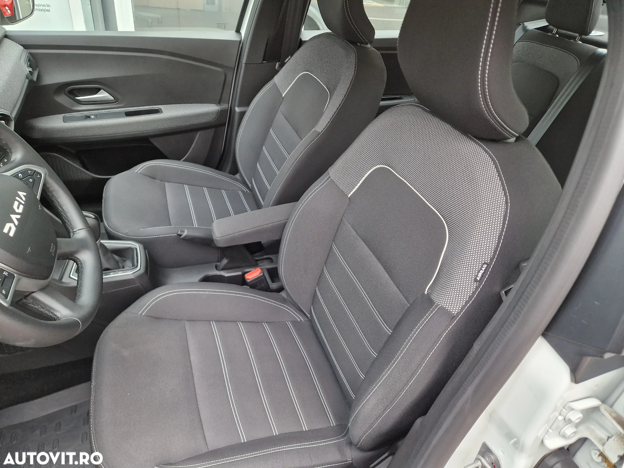 Dacia Logan TCe 90 CVT Comfort - 10
