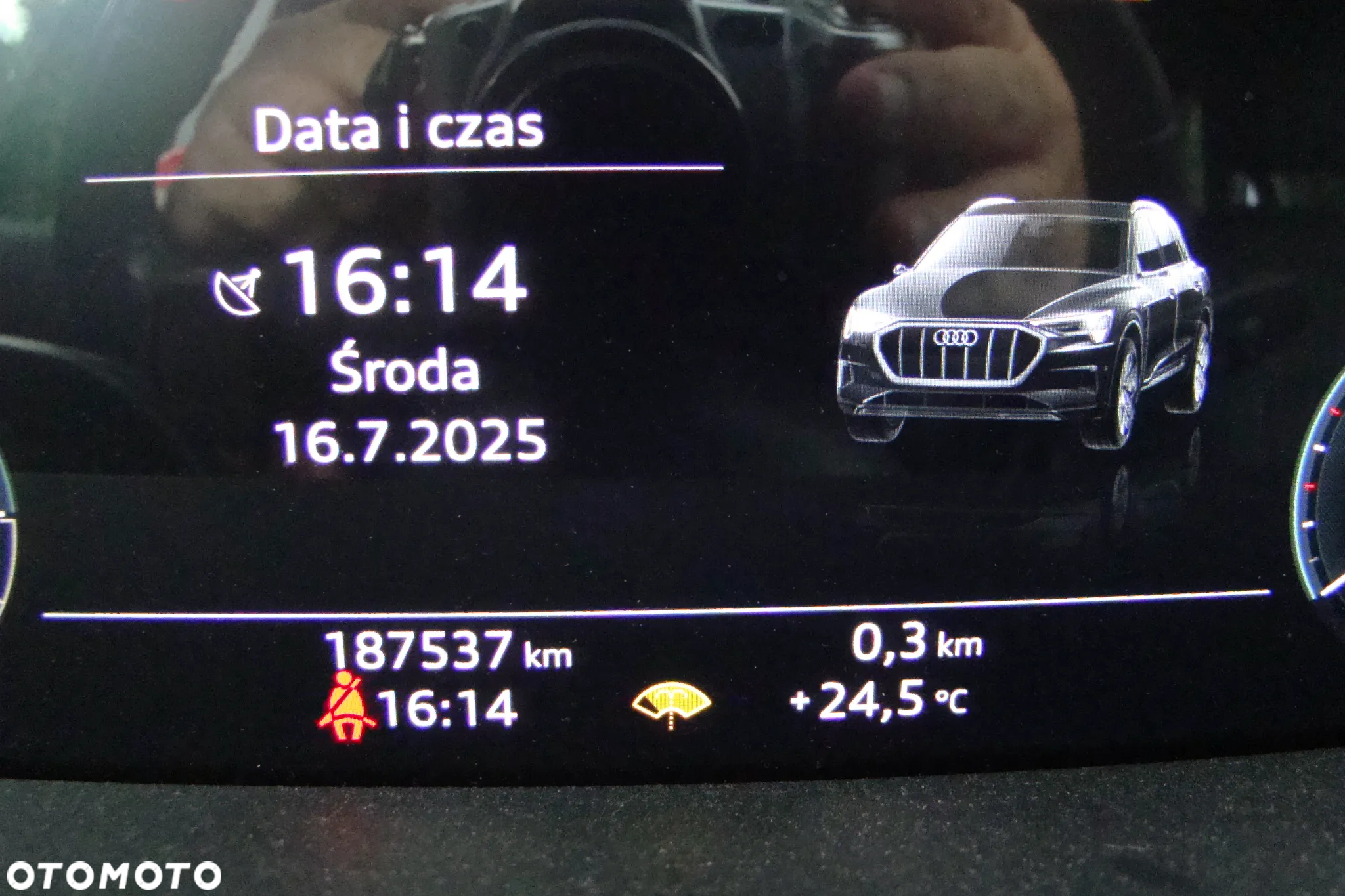 Audi e-tron Sportback - 16