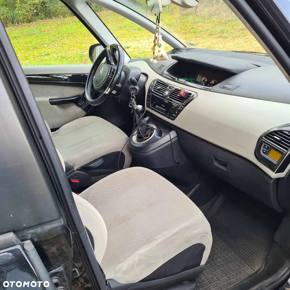 Citroën C4 Picasso 1.8 16V 7-Sitzer Advance - 6