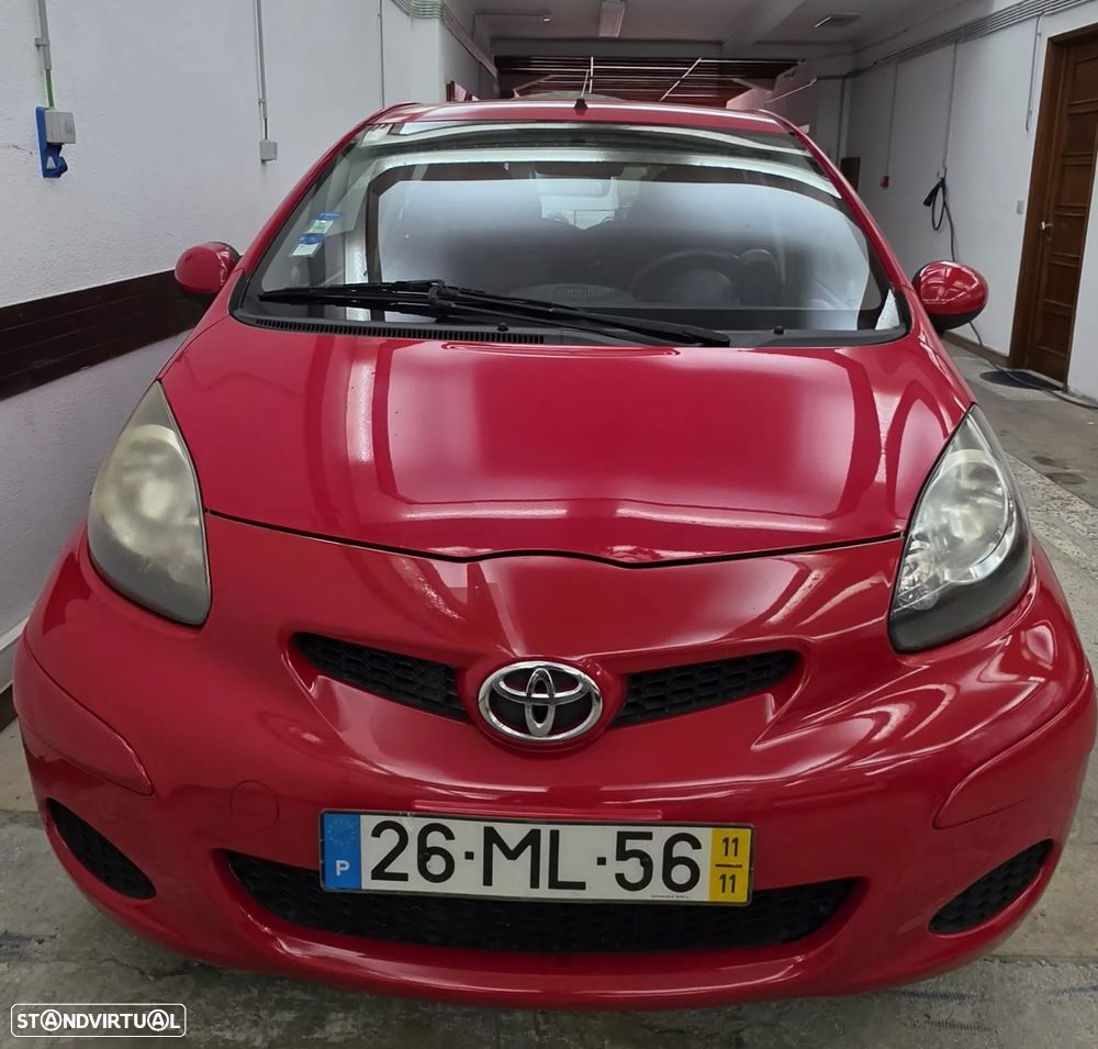Toyota Aygo 1.0 Plus Sport Pack - 1