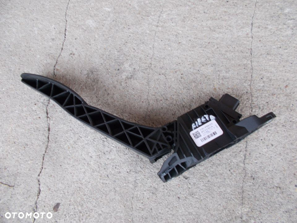 Ford Fiesta MK8-9F836-A1D Pedał gazu potencjometr Gazu