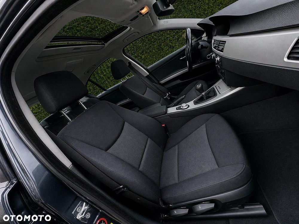 BMW Seria 3 - 10