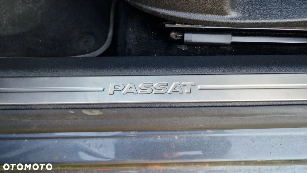 Volkswagen Passat 2.0 TDI 4Mot Highline DSG - 30