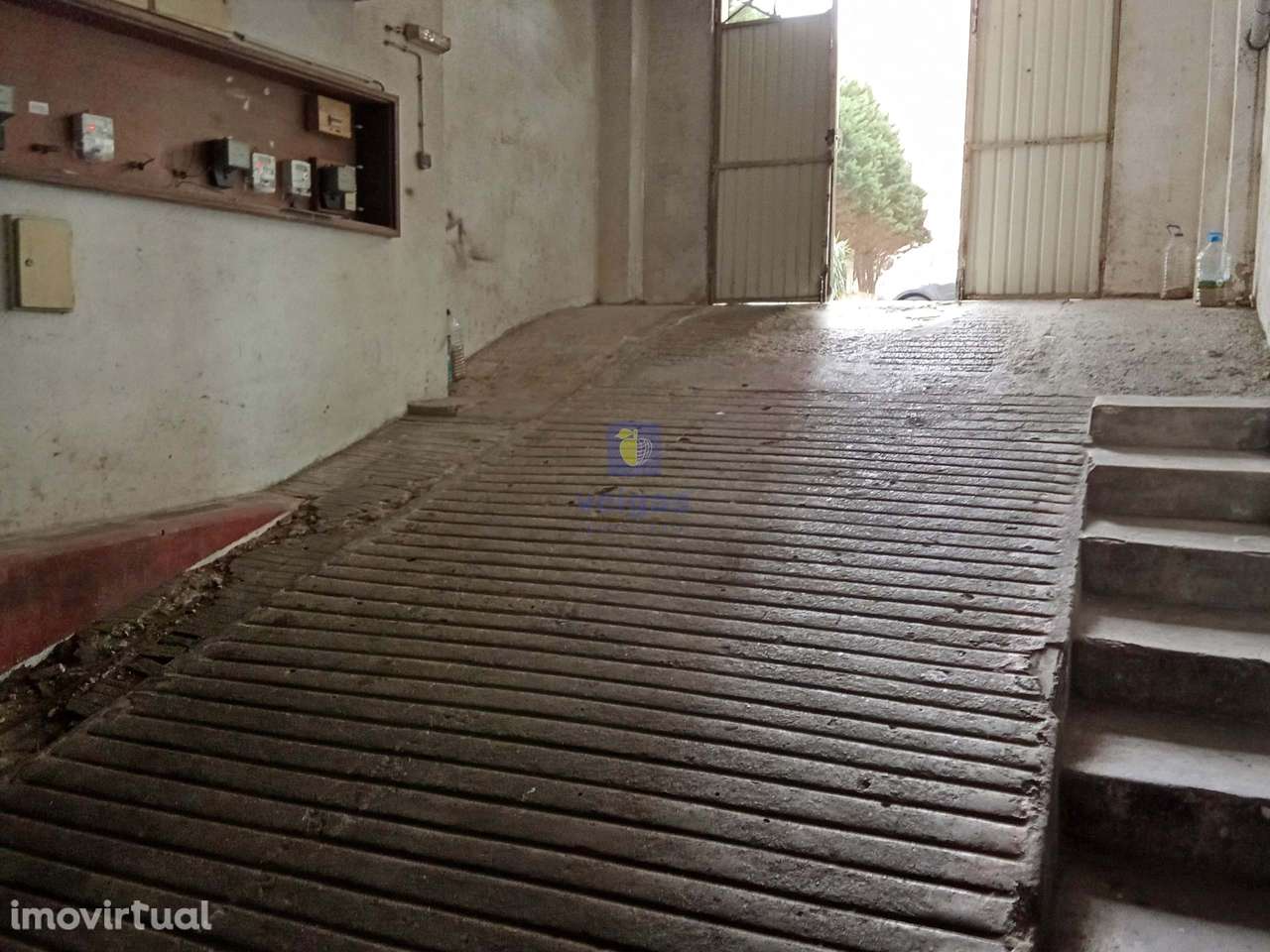 Garagem Box em Fitares - Valor Negociável - Grande imagem: 2/12