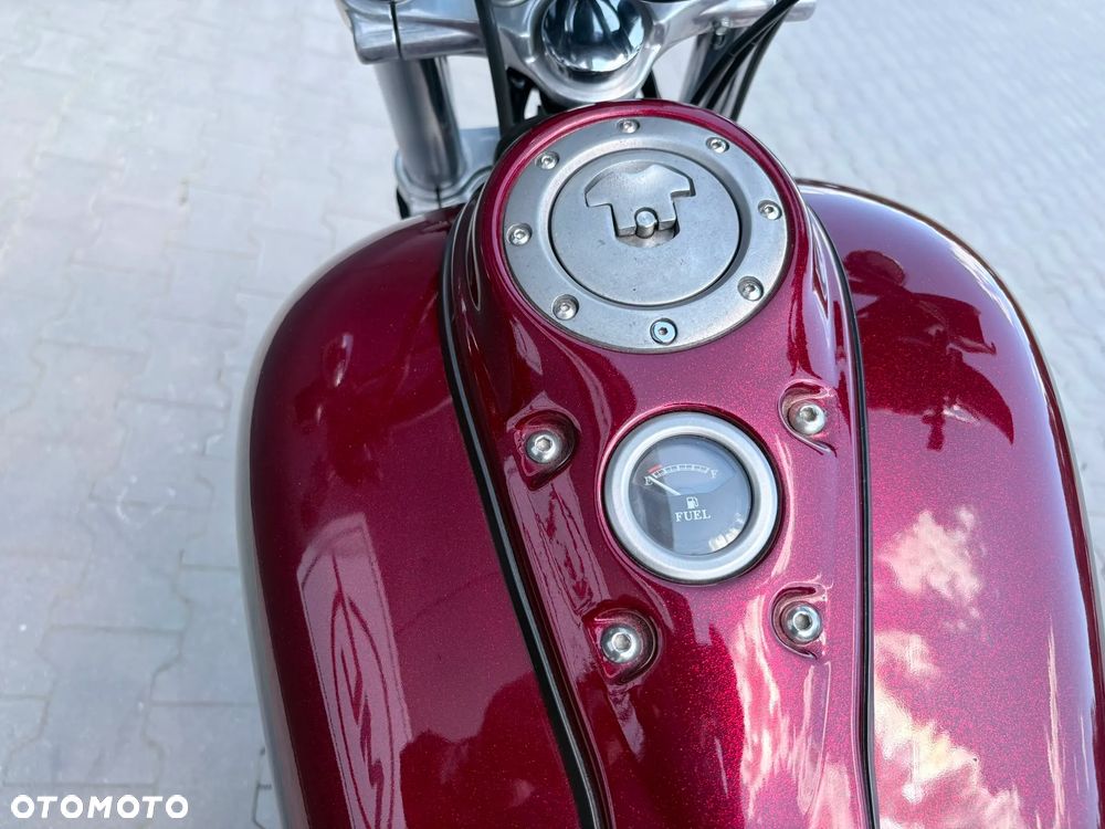 Harley-Davidson Dyna Super Glide - 13