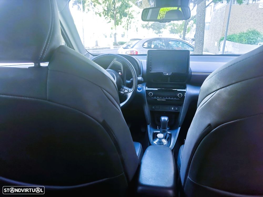 Toyota Yaris Cross 1.5 HDF Luxury - 16