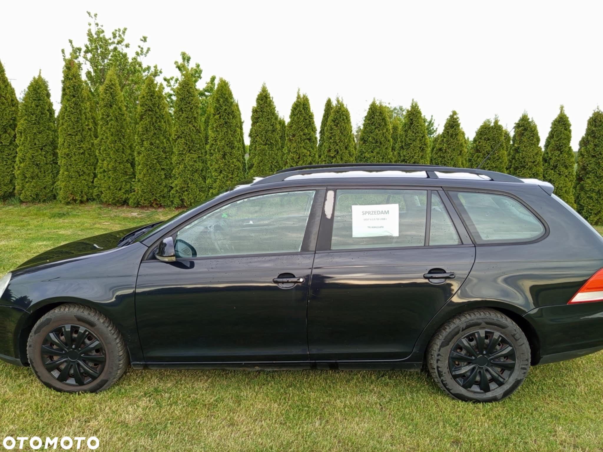 Volkswagen Golf - 1