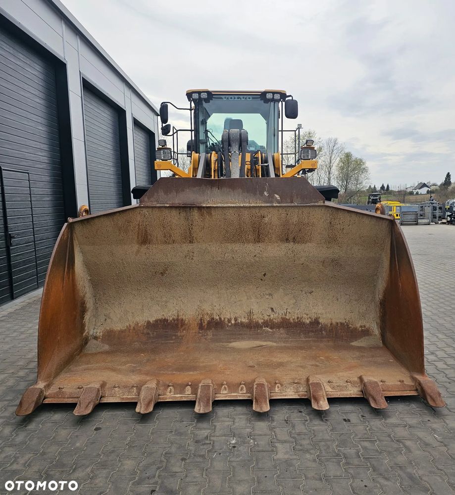 Volvo L180H - 8