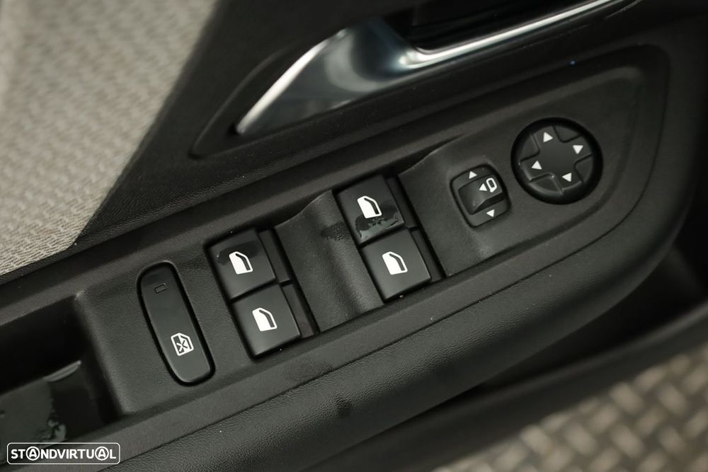 Citroën C4 1.2 PureTech Plus EAT8 - 20