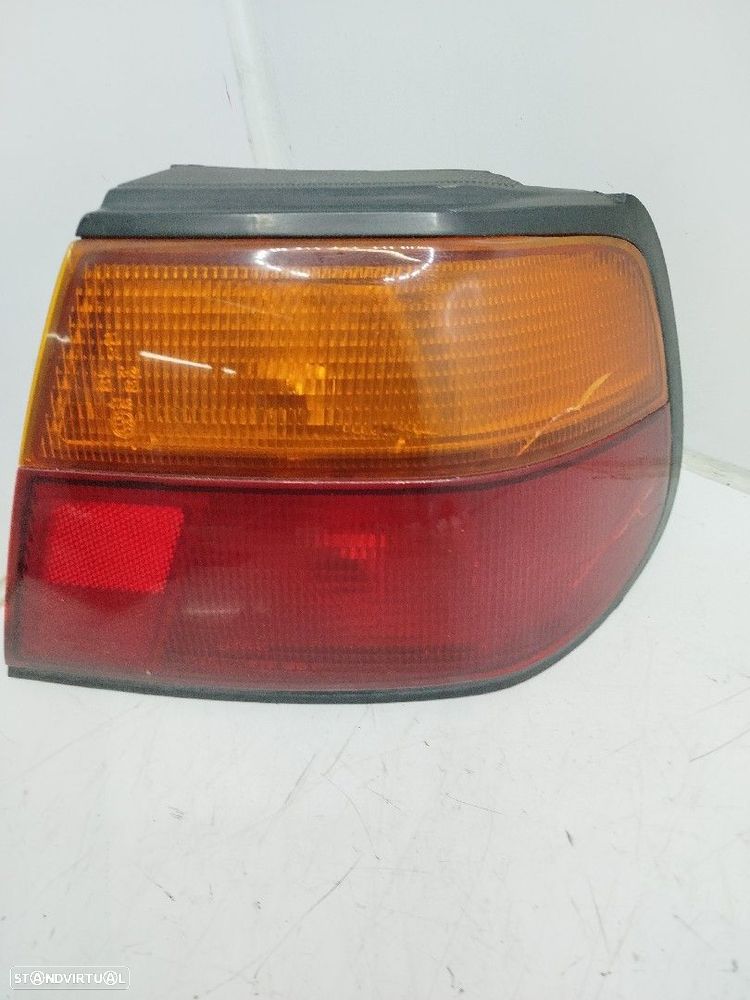 Farolim Stop Dto Nissan Almera I Hatchback (N15) - 3