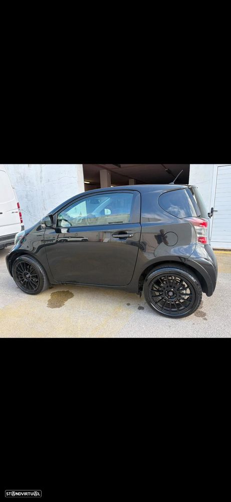 Toyota iQ 1.4 D-4D + - 7