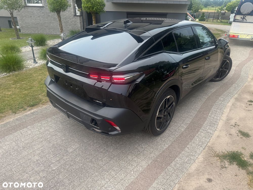 Peugeot 408 180 e-EAT8 GT - 24