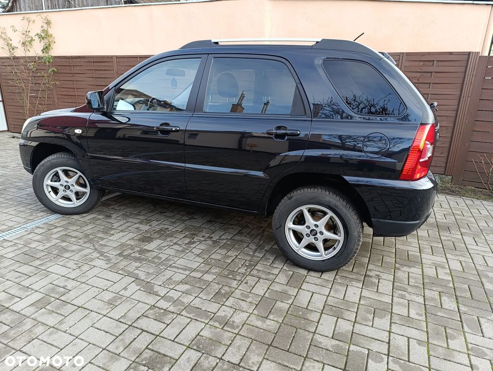 Kia Sportage 2.0 2WD Cup - 28
