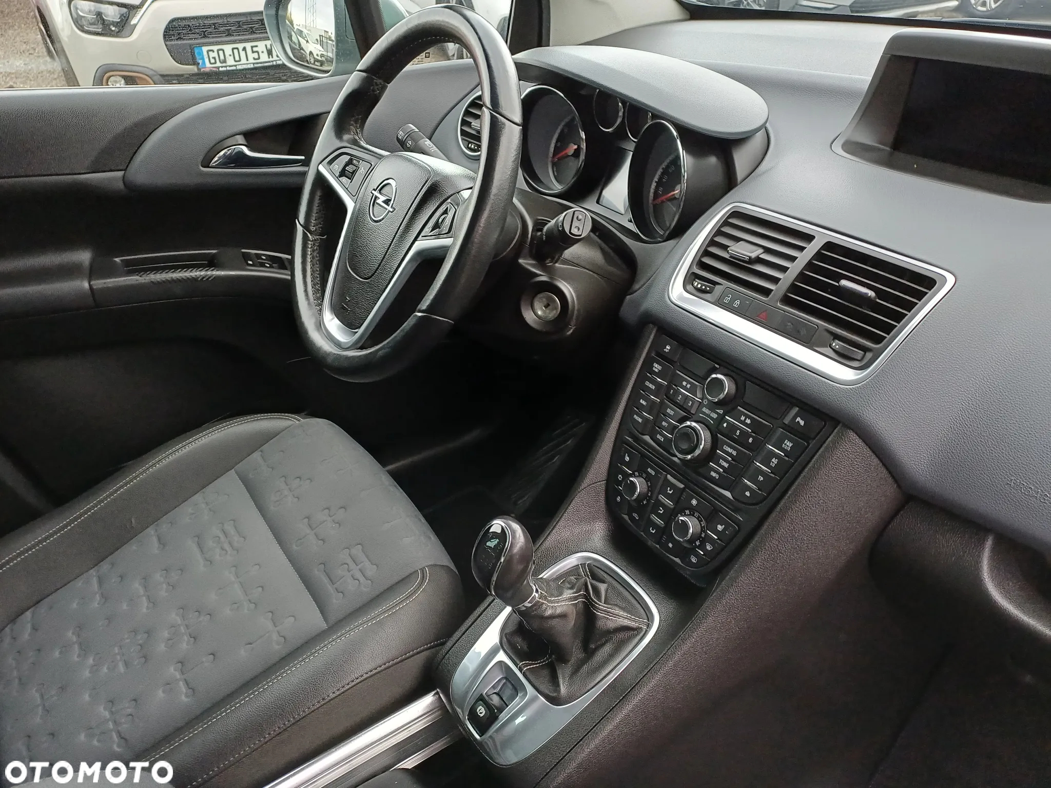 Opel Meriva - 12