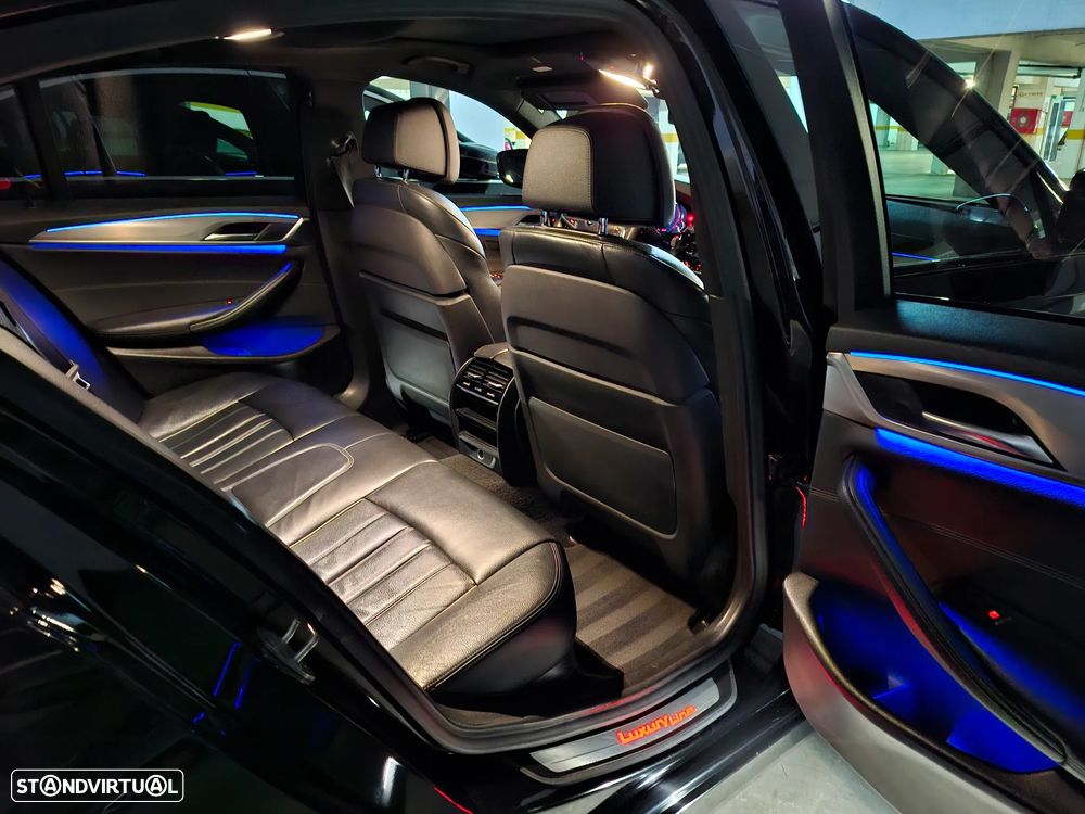 BMW 520 d Aut. Luxury Line - 14