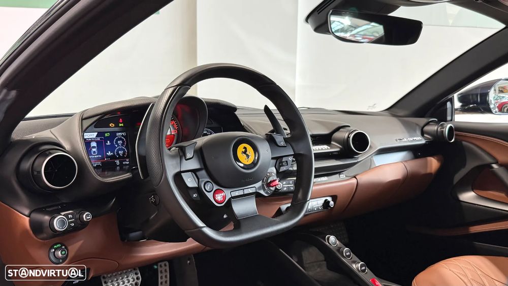Ferrari 812 Superfast 6.5 V12 - 16